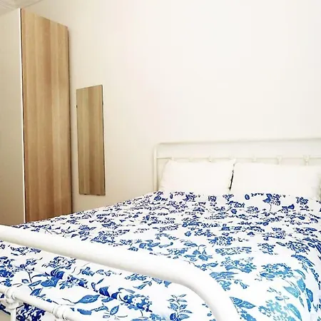 Pangrati Cute Apt, 15 Mins From Metro Athens